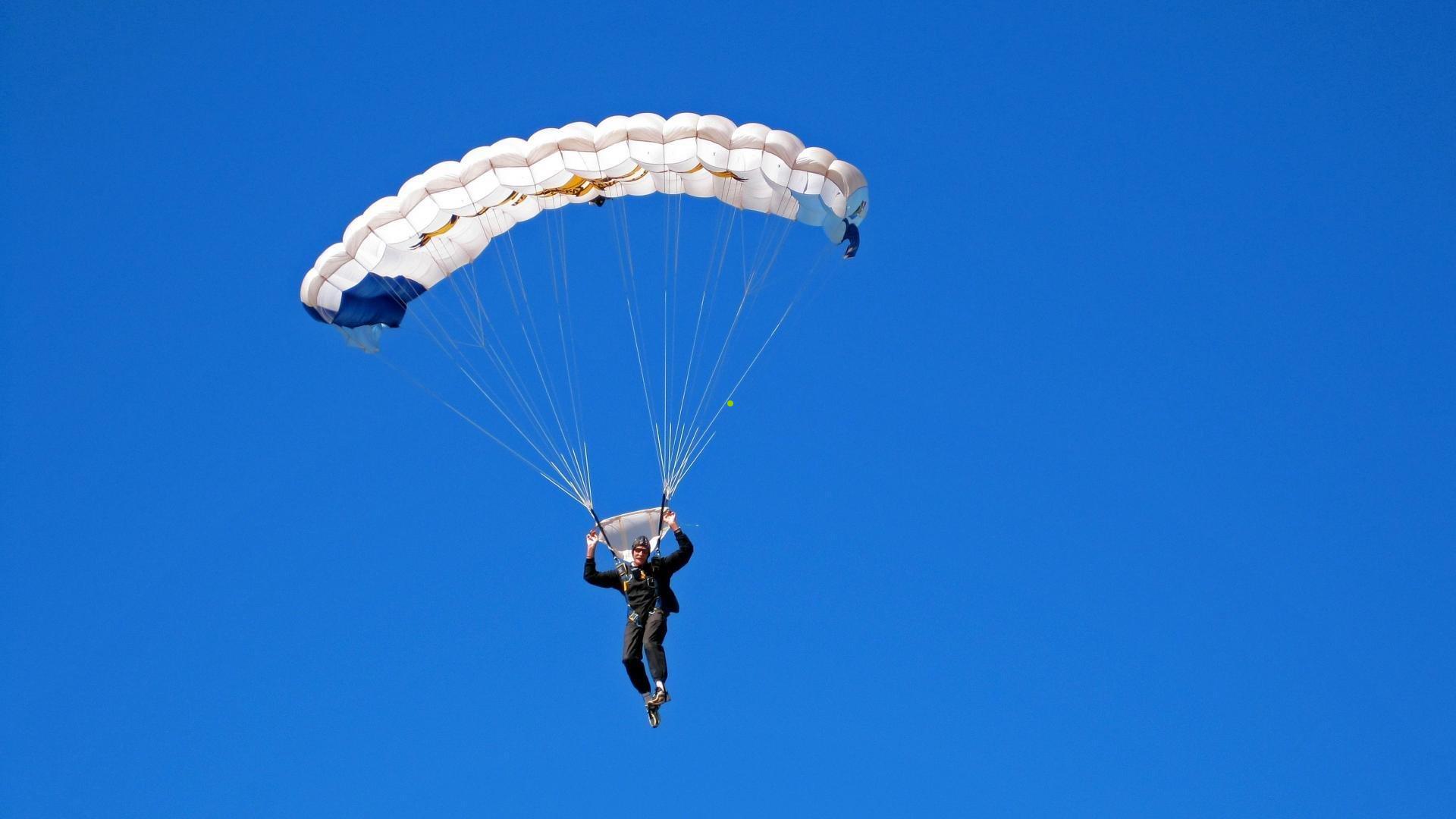 确实该走了!五位NBA超级巨星或被迫改换门庭,哈登境遇最为乐观